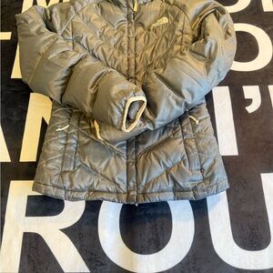 The North Face Women's Gray Puffer Jacket